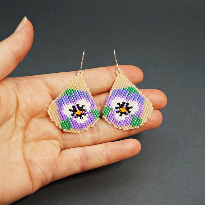 Violet Pansy Flower Small Beaded Earrings