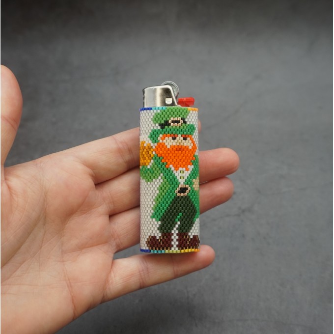 Leprechaun with Beer on Rainbow Background Beaded Lighter Case Pattern