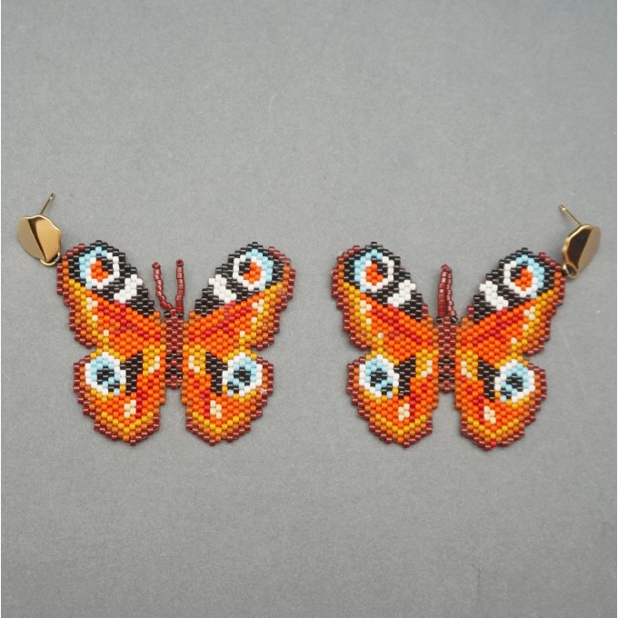 Create Stunning Accessories: Peacock Butterfly Beaded Pattern