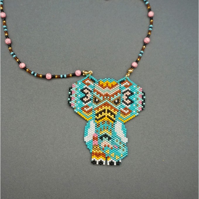 Create Boho Accessories: Seed Bead Elephant Pattern in Turquoise Shades