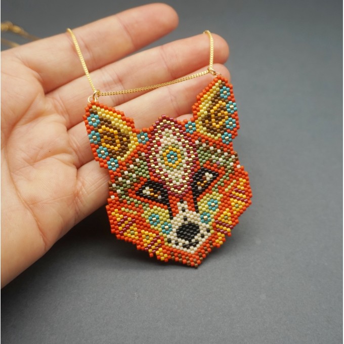 Craft Beautiful Accessories: Red Fox Beaded Pattern Design