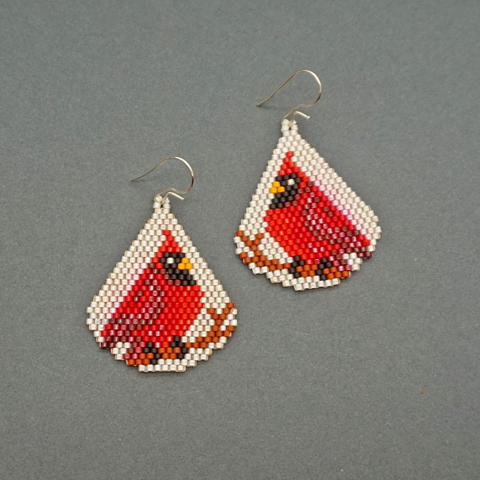 Craft Beautiful Red Cardinal Bird Jewelry with Beaded Pattern